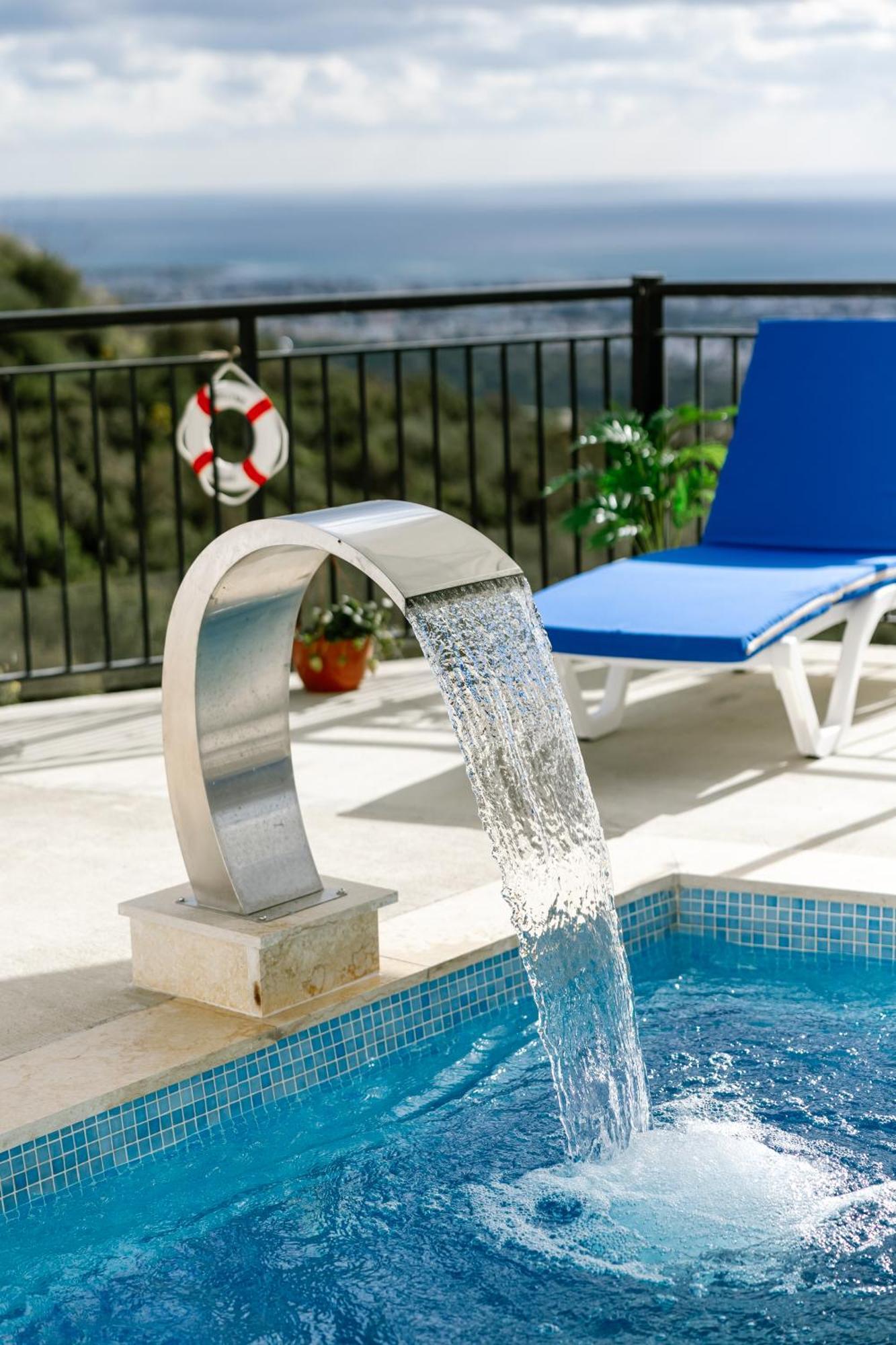 With Sea And Mountain Views, Private Pool, Garden, 3 Bedrooms In Tala Dom wakacyjny