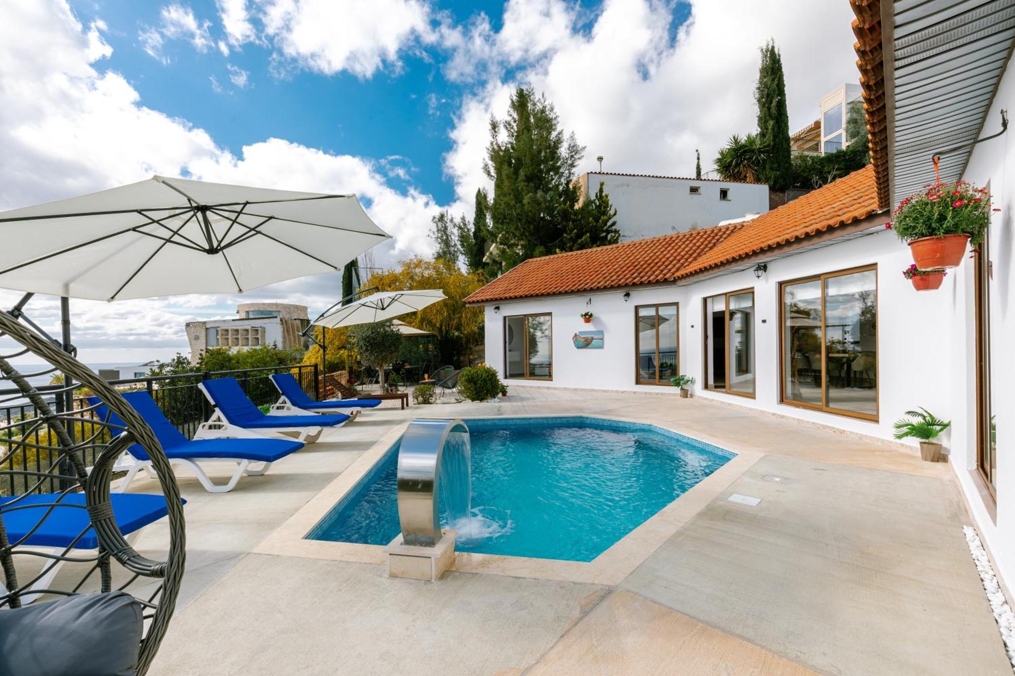 Ferienhaus With Sea And Mountain Views, Private Pool, Garden, 3 Bedrooms In Tala Paphos
