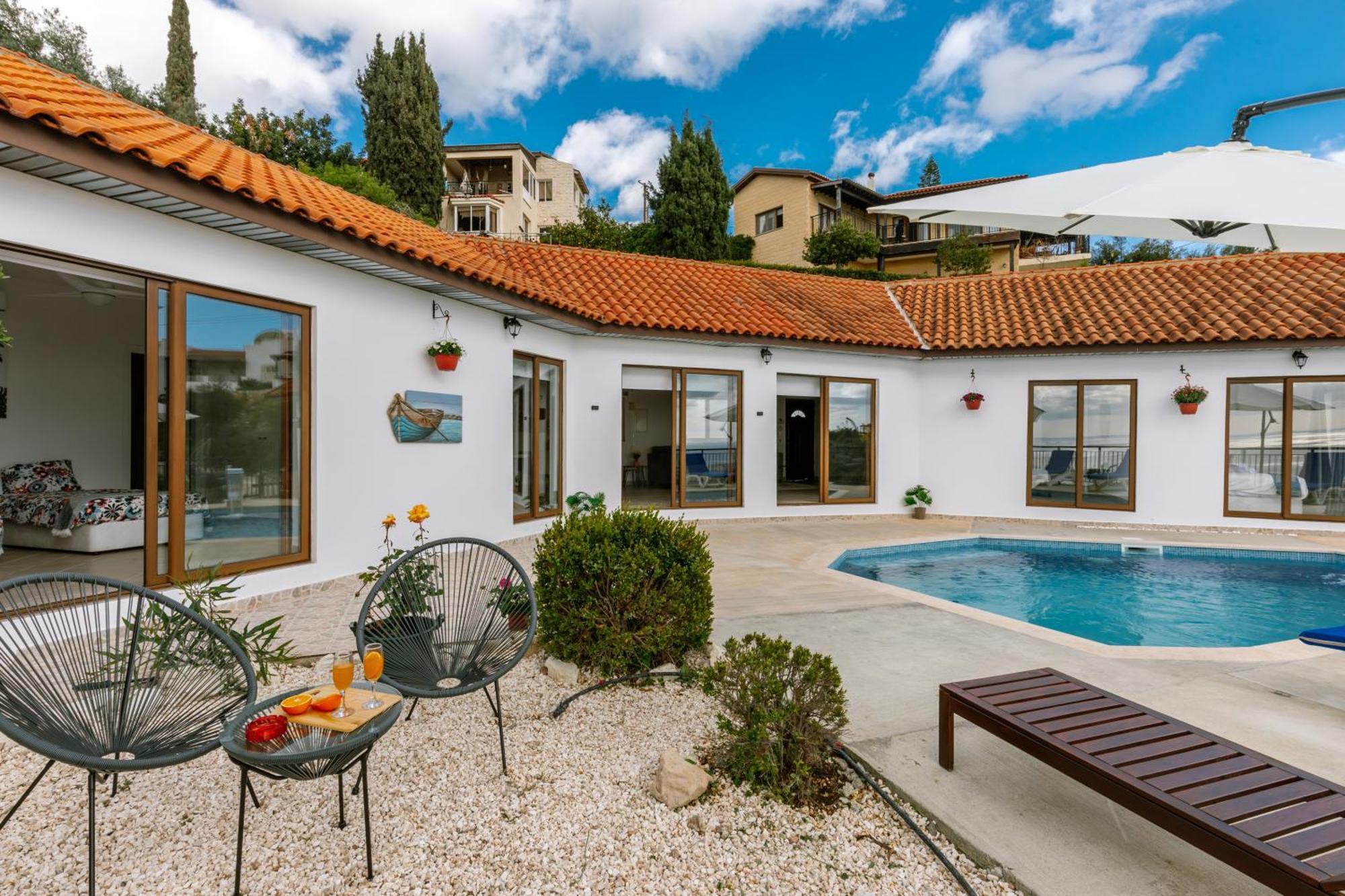 With Sea And Mountain Views, Private Pool, Garden, 3 Bedrooms In Tala *