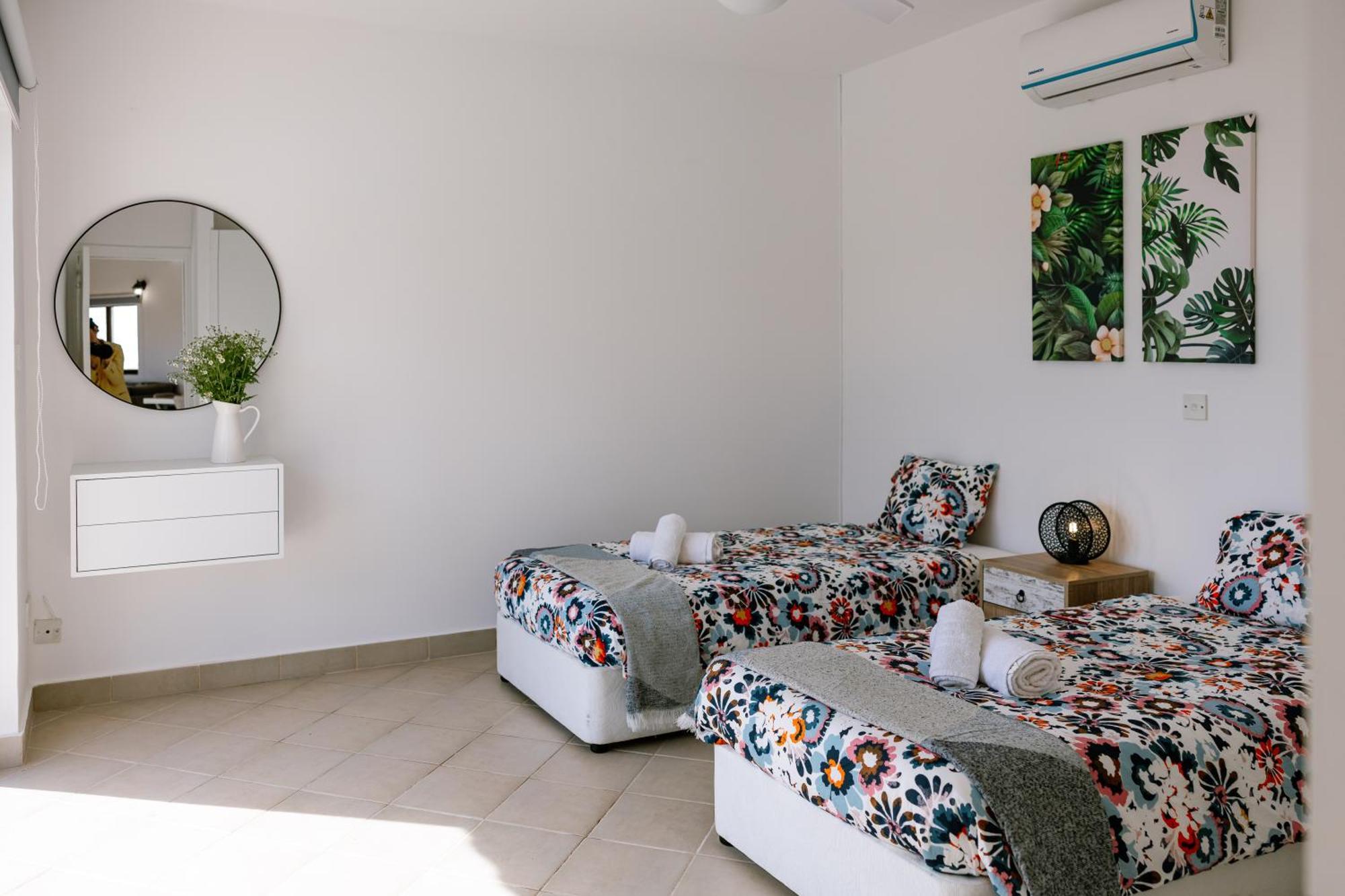 Ferienhaus With Sea And Mountain Views, Private Pool, Garden, 3 Bedrooms In Tala